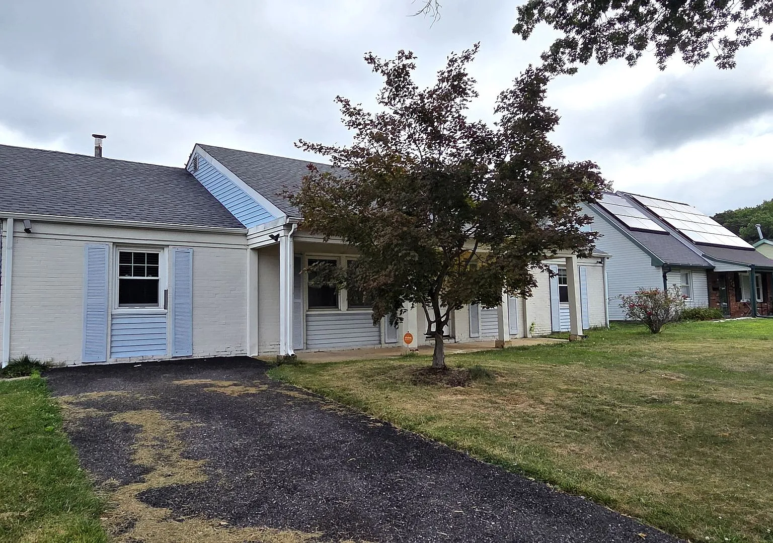 Spacious 3 Bedroom House for Rent — Photo 4