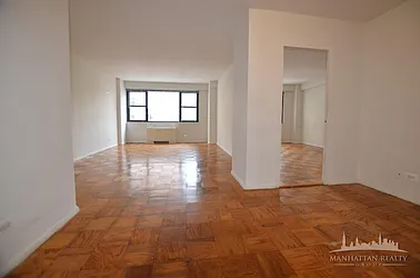 Rented by Manhattan Realty Group