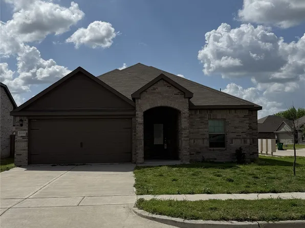 1009 Tumbleweed Trl, Crowley, TX 76036
