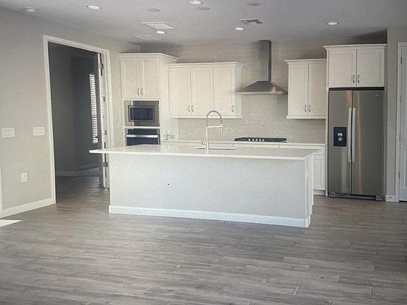 2nd image of 2245 E Questa Dr