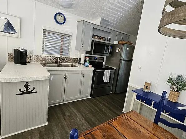 39146 Otis Allen Rd #106, Zephyrhills, FL 33540