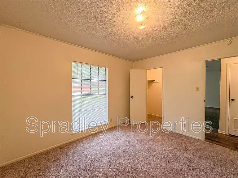 505B Phoenix Rd — Photo 10
