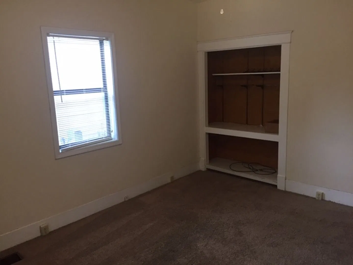 3 Bed 2 Bath House Columbia College — Photo 2