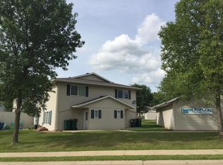 2711 55th St NW, Rochester, MN 55901