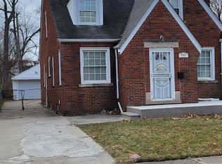 9901 Yorkshire Rd, Detroit, MI 48224