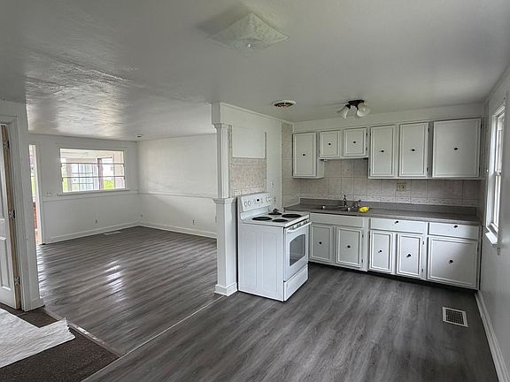 4th image of 1153 Hawthorne Ave SW
