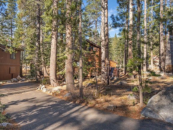 2nd image of 51783 Tamarack Cres