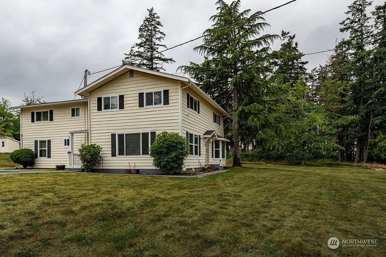 139 W Frostad Road photo 1