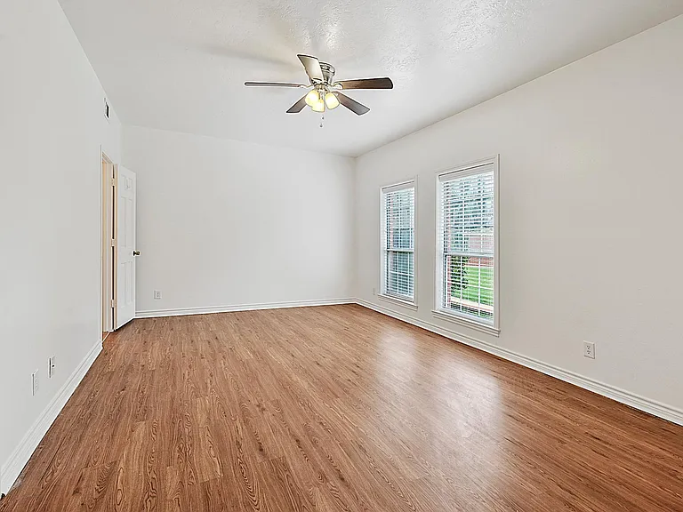 4400 Carter Creek Pkwy #102 — Photo 6