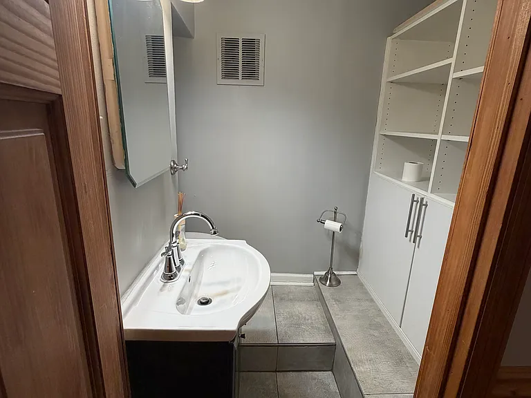 504 Baum St — Photo 8