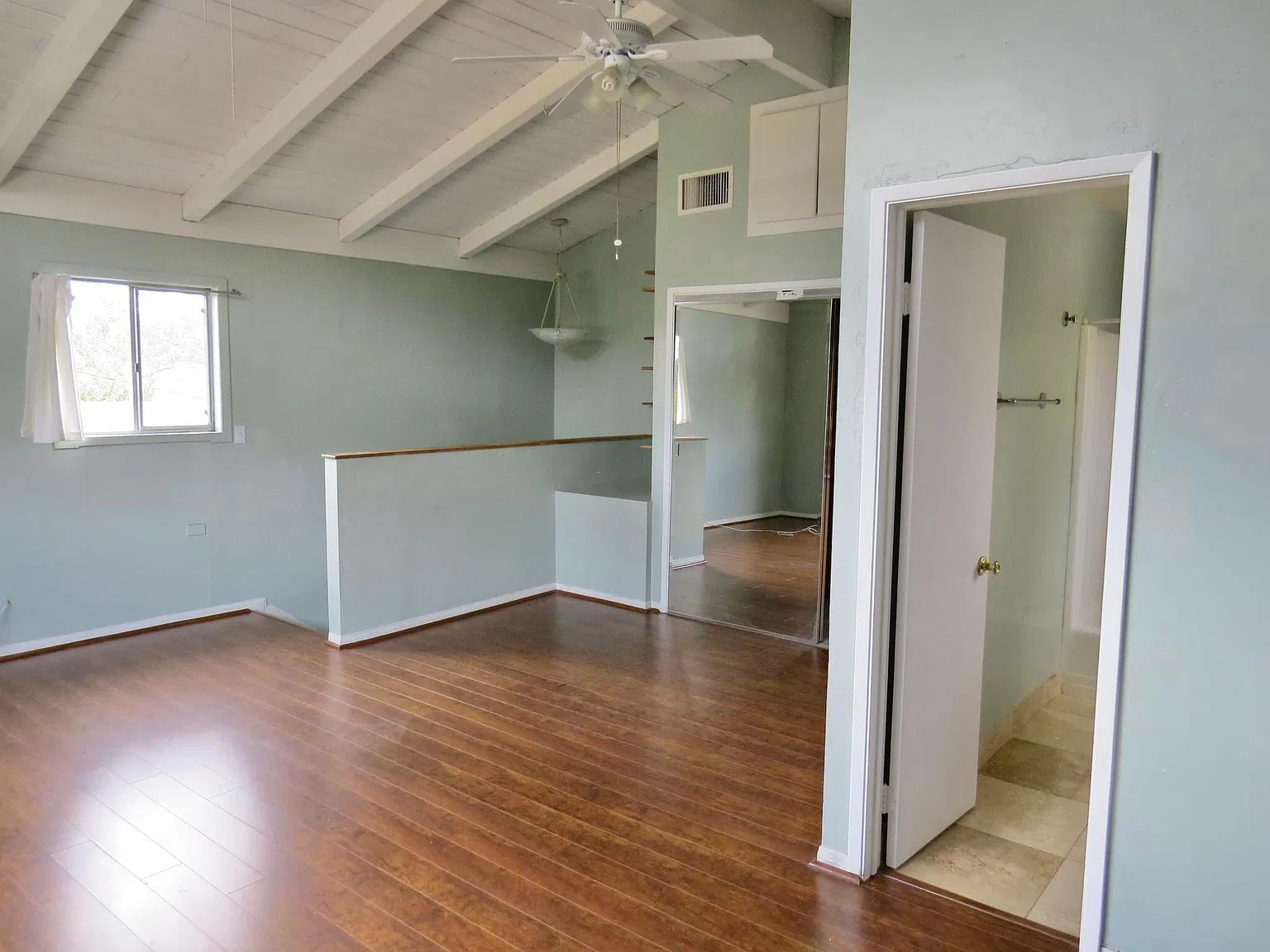 5260 Joan Ct — Photo 2