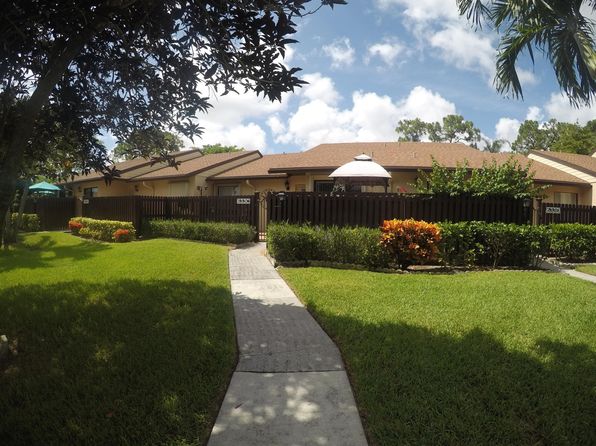 633 Sea Pine Way APT C