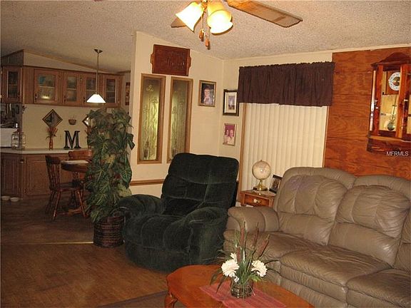 4th image of 326 Donald Ln