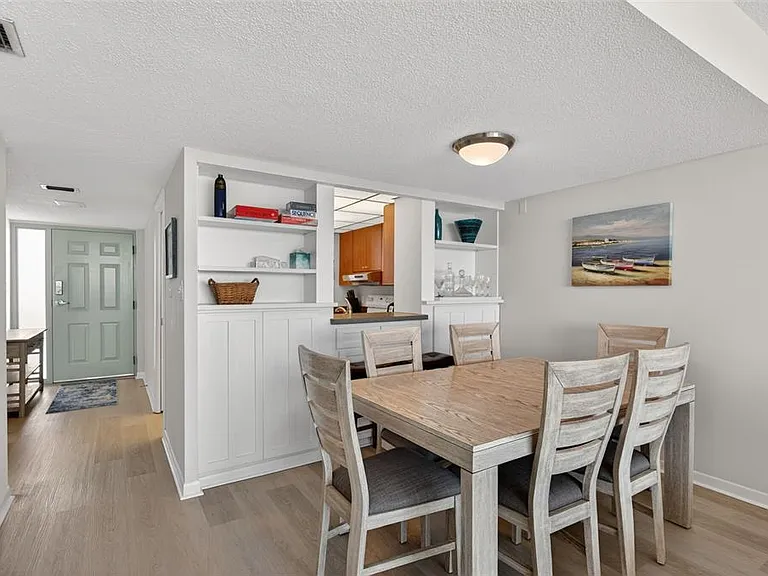 300 Woodette Dr #404B — Photo 8