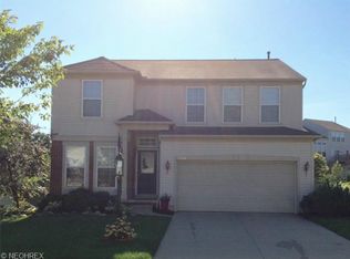2292 Becket Cir, Stow, OH 44224