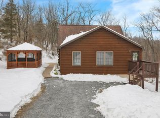 841 Sleepy Hollow Dr, Mohrsville, PA 19541