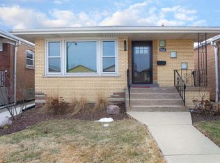 5933 W 64th St, Chicago, IL 60638