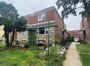 1828 Arnold St, Philadelphia, PA 19152