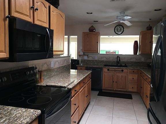 9945 kitchen IMG8241