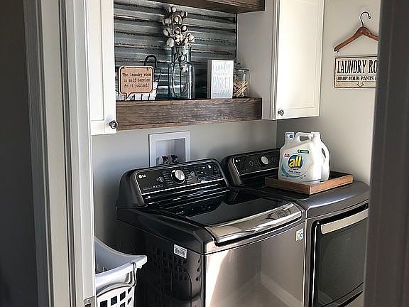 5th image of 315 Orchard Pl