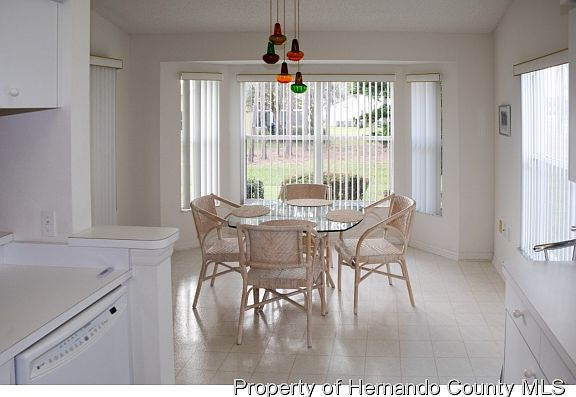 5th image of 11116 Brooklawn Dr