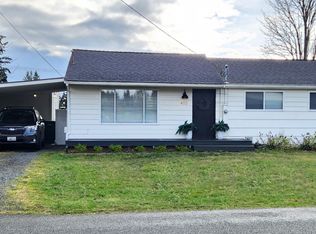 402 Hubbard Rd, Lynnwood, WA 98036