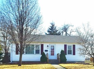 222E E Edwards St, Maryville, MO 64468