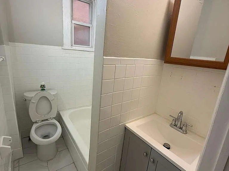 88 Grace St #1 — Photo 4