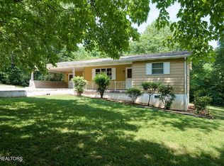 1940 Harris Rd, Knoxville, TN 37924