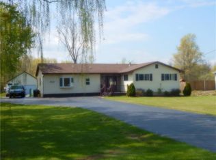 962 Pletcher Rd, Youngstown, NY 14174