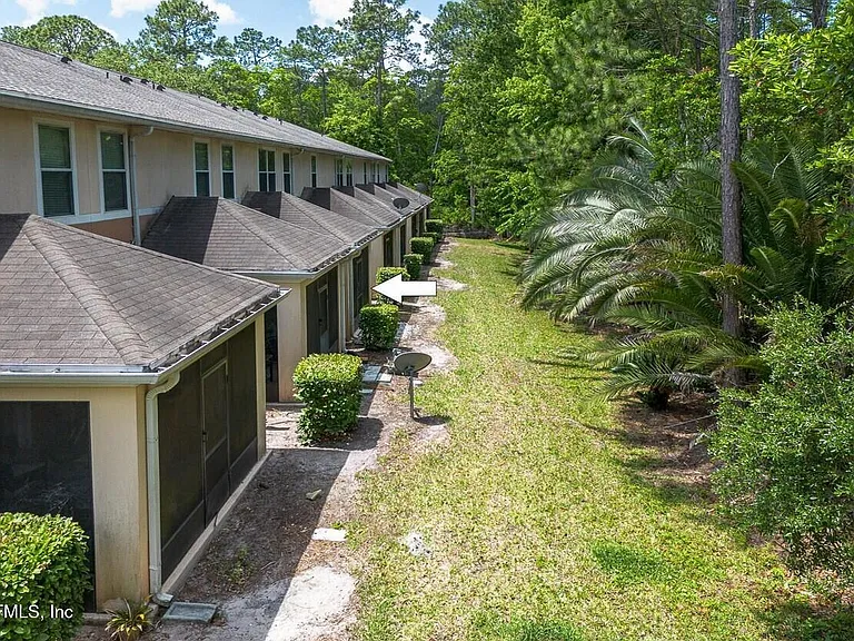 5881 Moonstone Ct — Photo 15