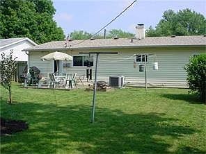 2nd image of 7838 Potomac Ave