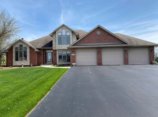 22359 S Country Ln, New Lenox, IL 60451