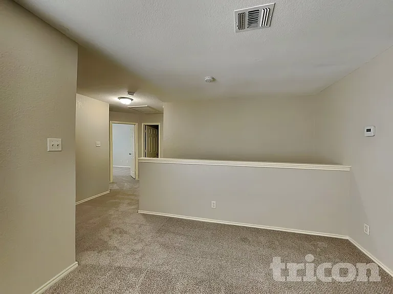 8203 Maple Meadow Dr — Photo 17