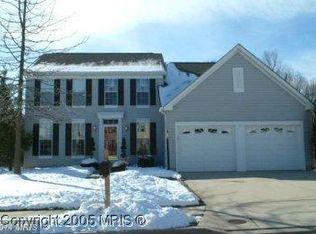 10810 Meadowlea Rd, Owings Mills, MD 21117