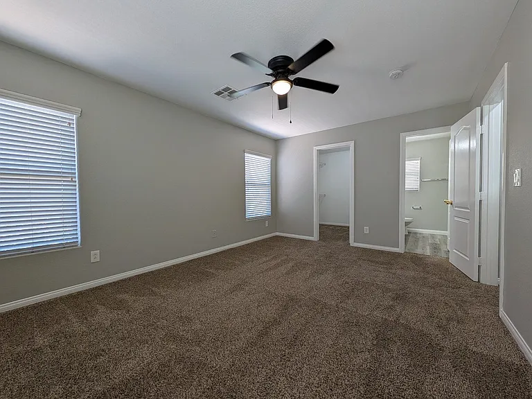 134 Cosmos Ct — Photo 8