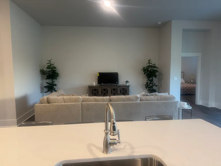 5093 Roundhead Dr — Photo 8