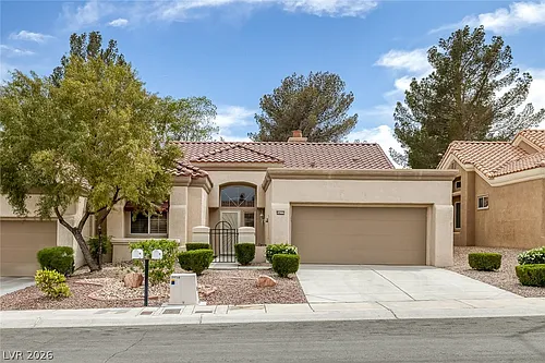 9437 January Dr Photo 1