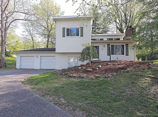 618 Lyndhurst Dr, Jackson, MO 63755