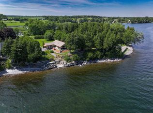 10 Cedar Point, Grand Isle, VT 05458