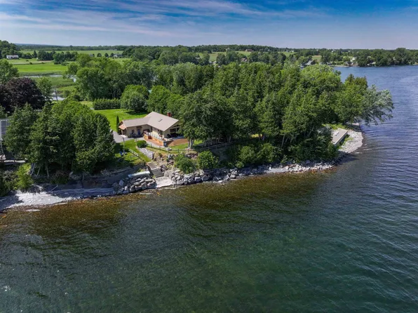 10 Cedar Point, Grand Isle, VT 05458