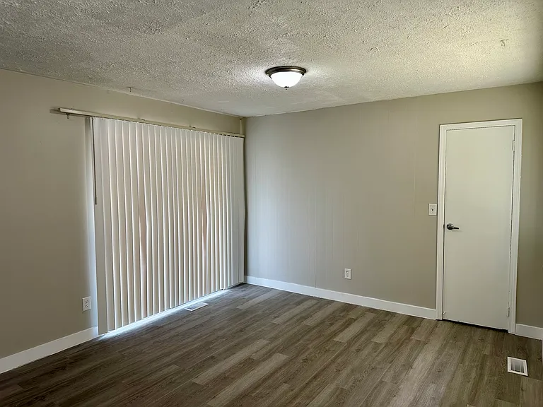 3519 Luewan Ct — Photo 5