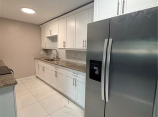 18572 Sarasota Rd, Fort Myers, FL 33967