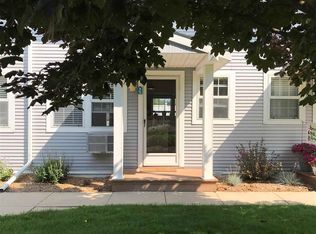 13456 Stover Rd APT 5, Charlevoix, MI 49720