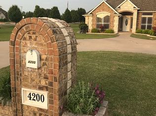 4200 Topaz Cir, Yukon, OK 73099