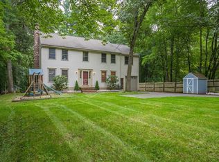 55 North St #R, Westford, MA 01886