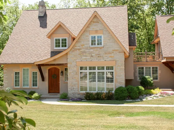 1046 Edinborough COURT, Lake Geneva, WI 53147