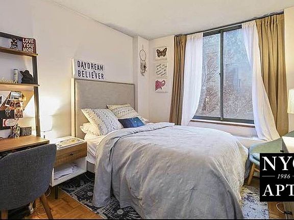 4th image of 127 E 30th St APT 7D