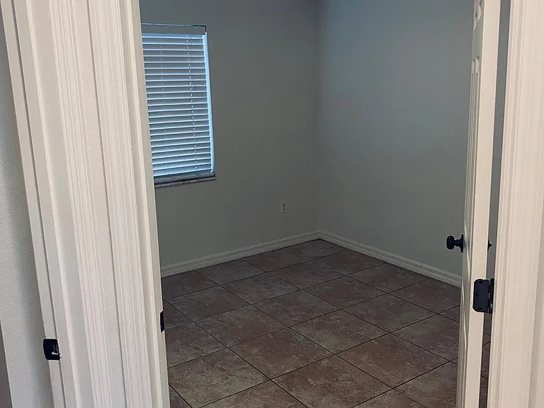 483 Las Cortes Ln #101 — Photo 12