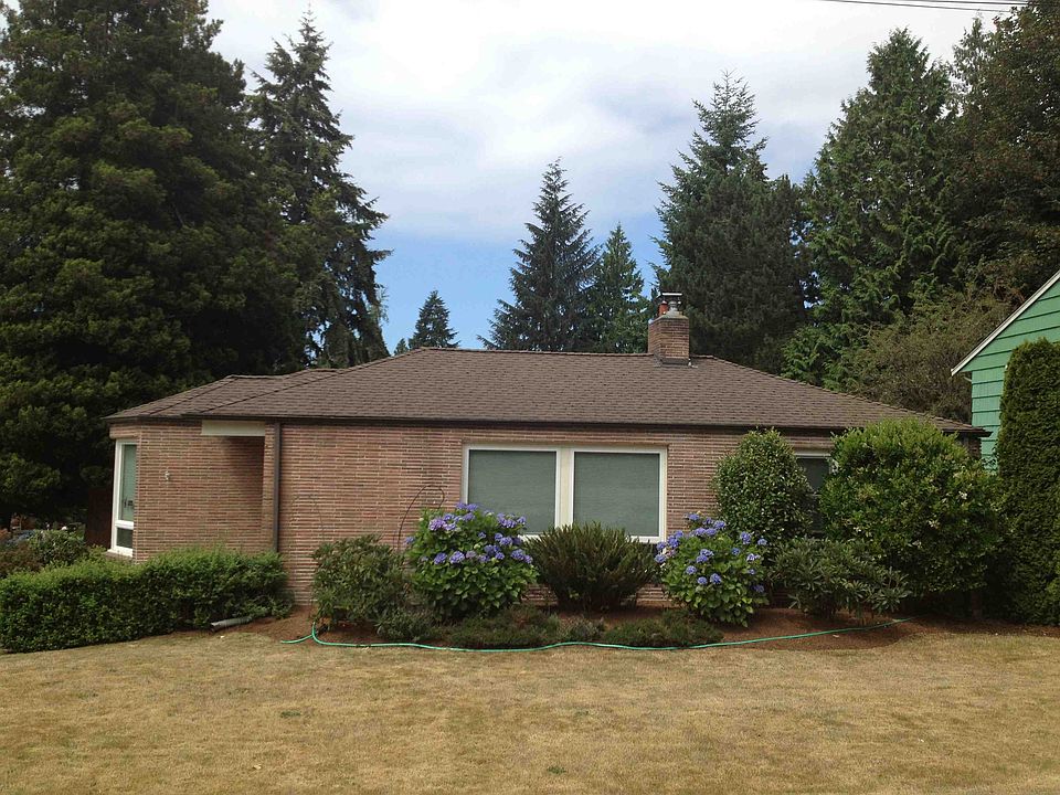 2nd image of 10701 14th Ave NE